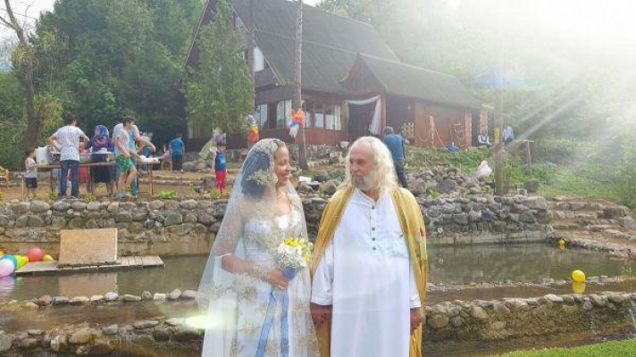 'Mesih Hasan Mezarcı' evlendi