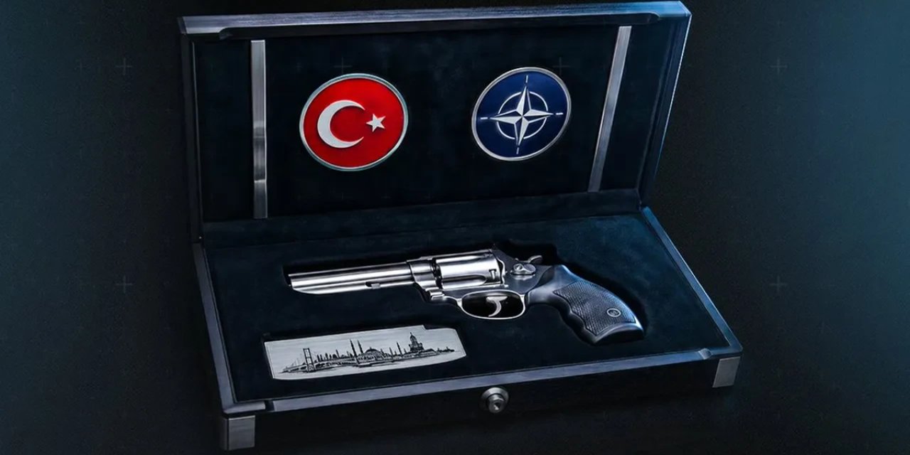 Cumhurbaşkanından NATO liderlerine hediye: İşlemeli özel üretim toplu tabanca