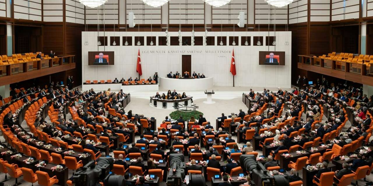'Suça sürüklenen çocuk' düzenlemesi: 15-18 yaş arasına müebbet hapis cezası geliyor