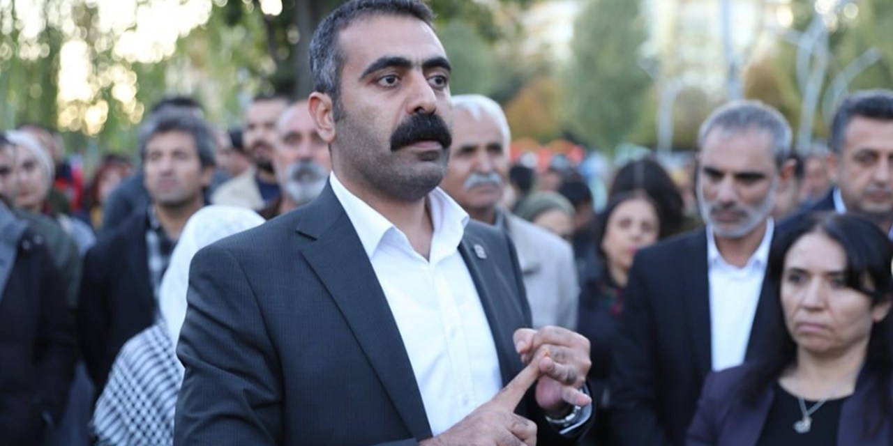 Diyarbakır Büyükşehir Belediye Eş Başkanı Doğan Hatun, görevinden istifa etti