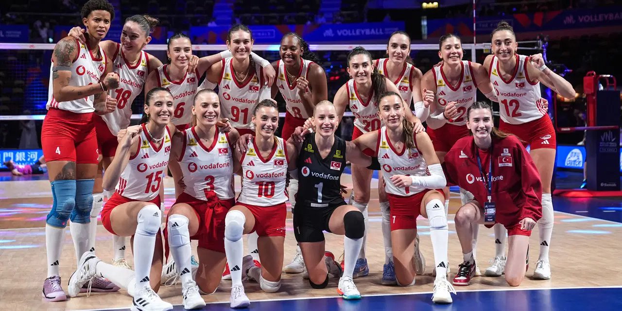 Kanada engelini geçtik... Filenin Sultanları, Milletler Ligi'nde yarı finalde