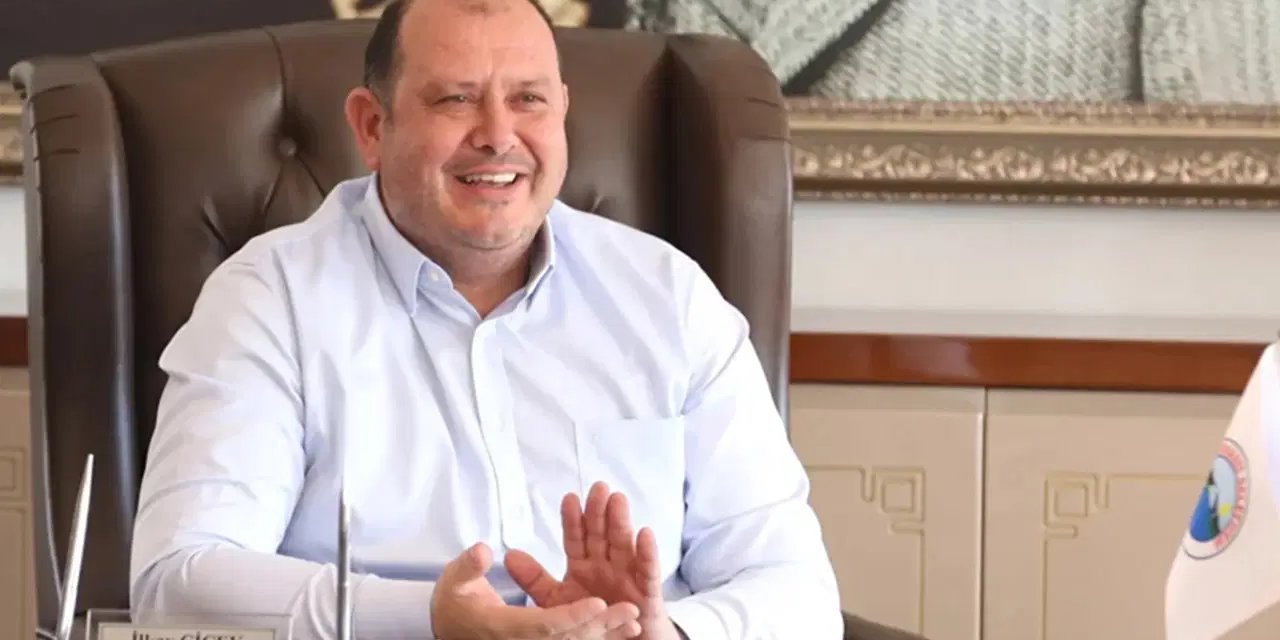 Menderes Belediye Başkanı İlkay Çiçek 'kesin ihraç' talebiyle tedbirli olarak disipline sevk edildi