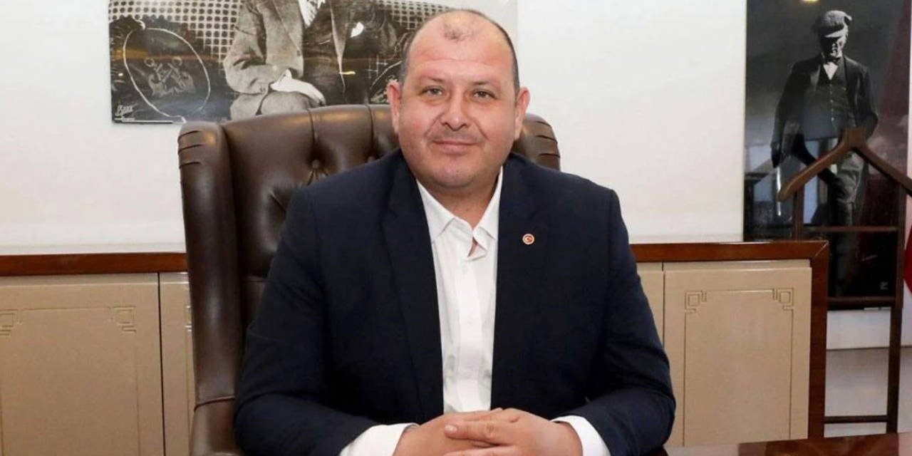 Tutuklanan Menderes Belediye Başkanı görevinden uzaklaştırıldı