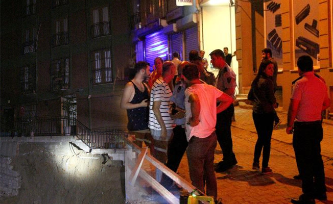 Şişli'de inşaattaki göçme bitişiğindeki binayı boşalttırdı