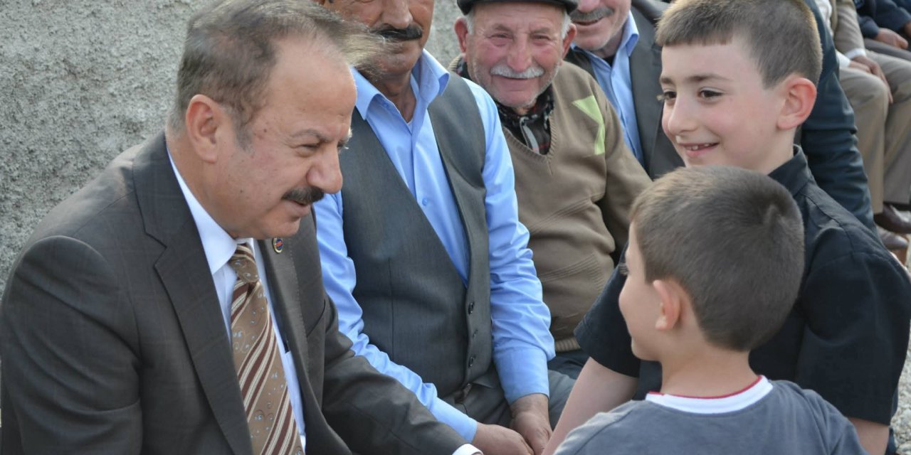Özdemir Turgut’un Haymana’daki ofisine ziyaretçi akını