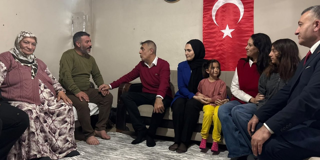 CHP’li Mehmet Ali Yüksel’den “Cumhuriyet kimsesizlerin kimsesidir” sözünü sahiplenen ziyaret