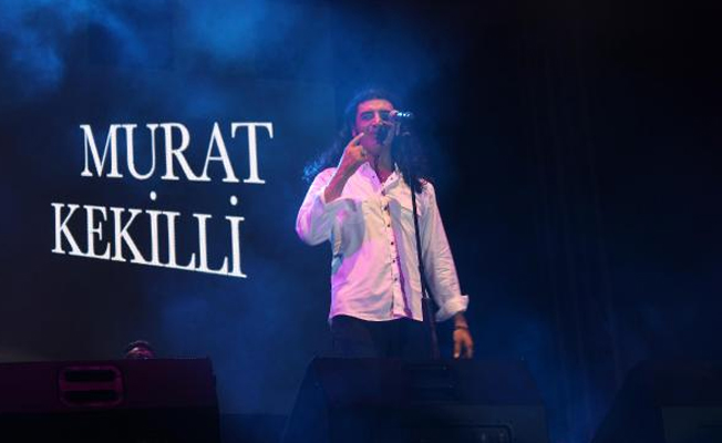 Murat Kekilli, Kocaeli Fuarı'nda konser verdi