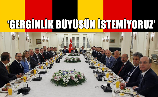 Başbakan Alman şirketleriyle kahvaltıda buluştu