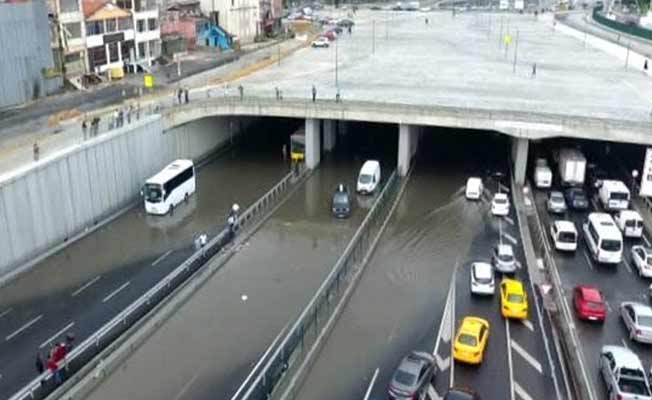 Avrasya Tüneli kapatıldı
