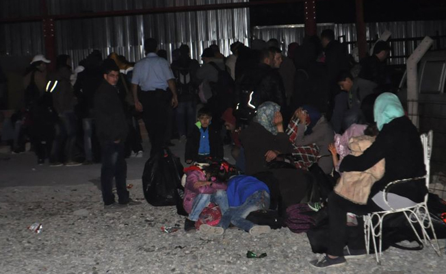 İzmir'de 76 mülteci yakalandı