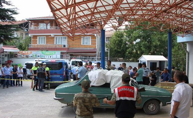 2 gencin otomobildeki sır ölümü!