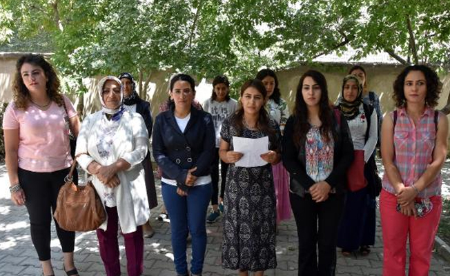 HDP'li isimlerin vekilliklerinin düşürülmesi protesto edildi!
