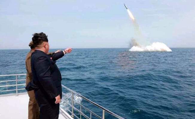 Kuzey Kore BM yasağını tanımıyor! Japon sularına füze atışı!