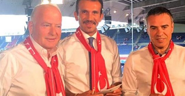 Yanal'dan Milli oyunculara: Gidersen git!
