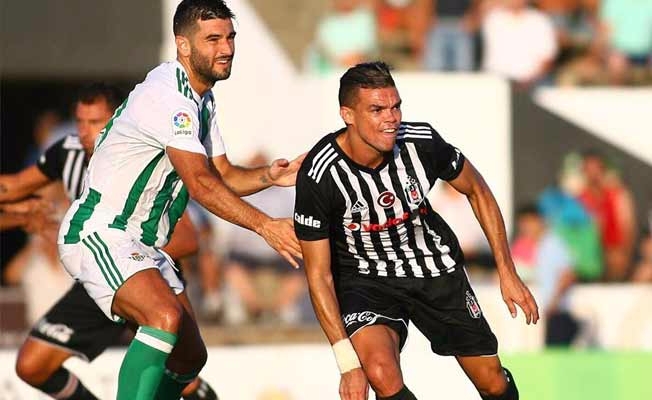 Beşiktaş İspanya'dan yüzü asık döndü!