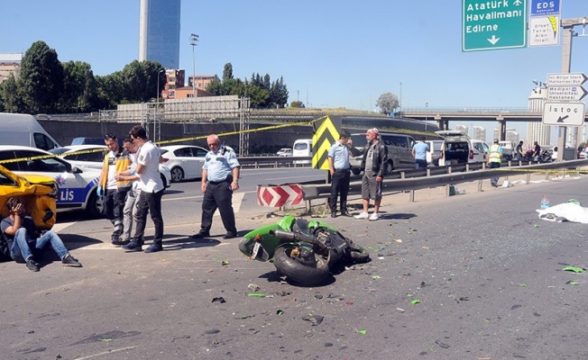 Feci kaza… Hatalı şerit değiştirme ölüm getirdi