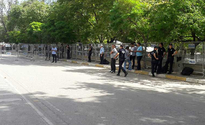 HDP’nin ‘Vicdan ve Adalet Nöbeti’ öncesi Yoğurtçu Parkı polis ablukasında