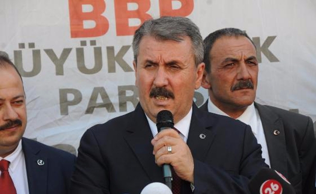 Destici: Katar'a gösterdikleri tepkiyi İsrail'e göstermiyorlar
