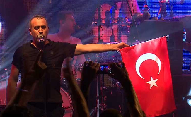Resmen dernek oldu!