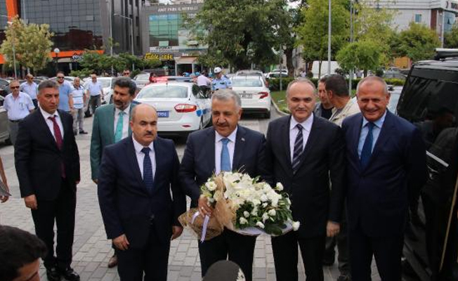 'Biz söz verdiysek gereğini yerine getiriyoruz'