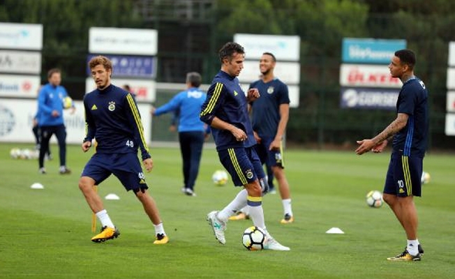 Fenerbahçe, Sturm Graz maçı hazırlıklarını tamamladı