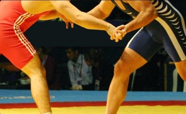 Dünya Gençler Güreş Şampiyonası Erkekler serbest stilde İbrahim Çiftçi, dünya üçüncüsü oldu