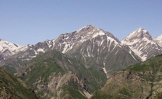 İran Kandil'e bayrak dikti