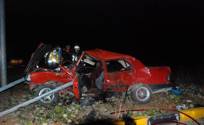 Kastamonu'da otomobil ile ticari araç çarpıştı; 2 ölü, 6 yaralı
