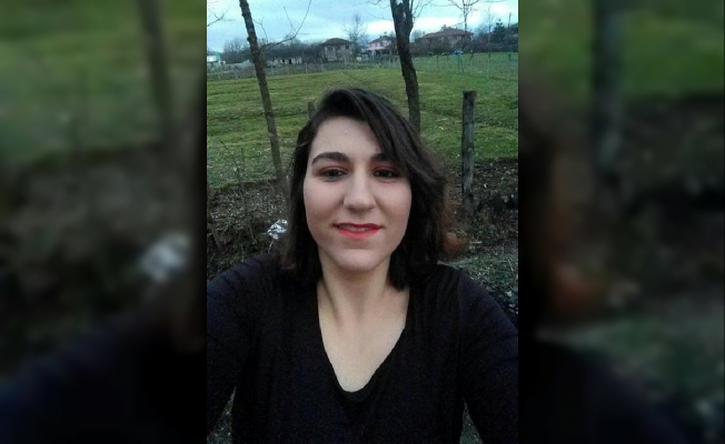 Genç kız tüfekle intihar etti!