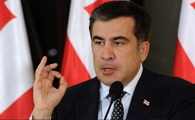 Eski Devlet Başkanı vatansız kaldı!