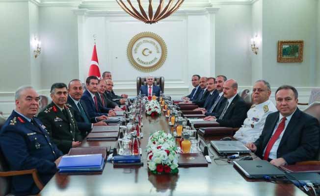 YAŞ'ta, kumpas mağdurlarının terfileri gerçekleşti