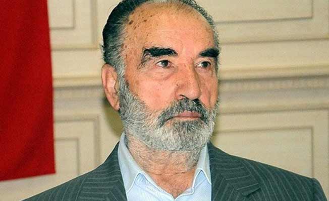 Sigara fetvası veren Karaman'a sosyal medyadan tepki yağdı!