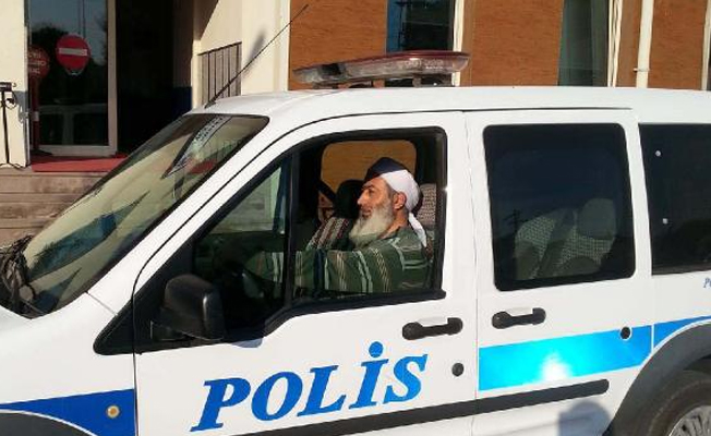 Sarıklı sakallı polis daha önce aynı suçtan disiplin cezası almış!