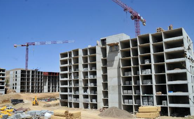 Terör mağdurlarının konutlarının yapımı sürüyor