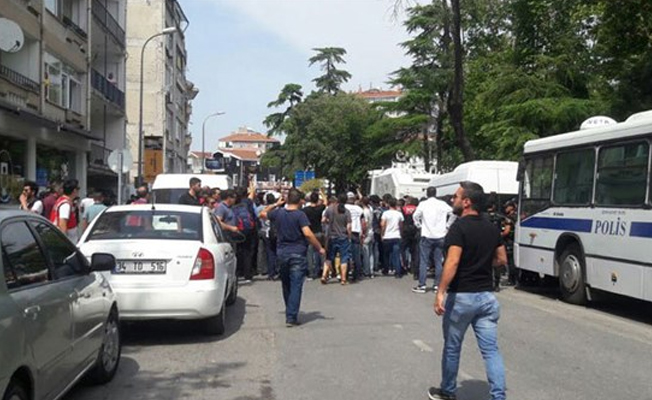Vicdan ve Adalet Nöbeti'ne halay müdahalesi