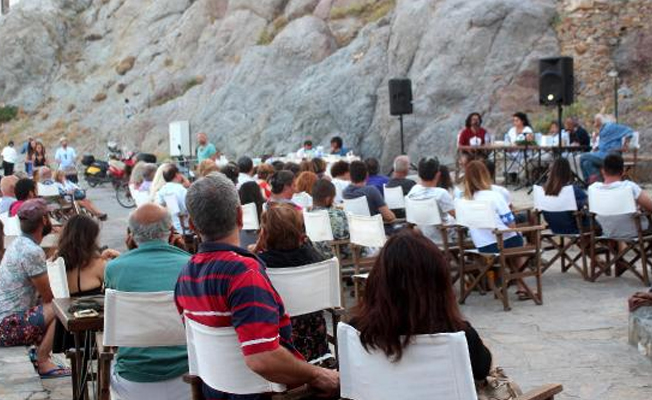 Kültür ve sanat adası: Homeros okuma etkinliğine ev sahipliği yaptı!