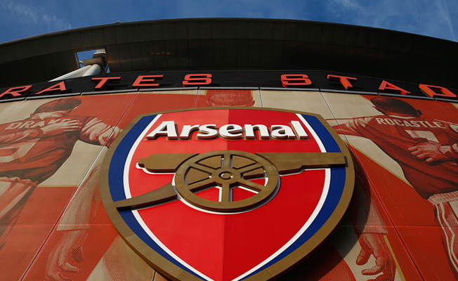 Sezonun ilk kupası Arsenal'ın
