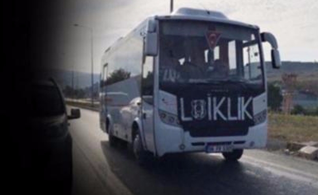 Beşiktaş taraftarlarından 'laiklik' pankartı!