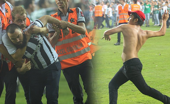 Ercan Taner: Pankart olayı ayrı bir skandal, unutulmaz ve ayıp!