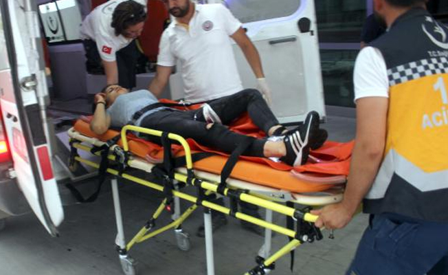 Ayrılmak istediği erkek arkadaşı tarafından bıçaklandı!