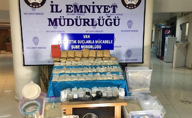89 kilo eroin ele geçirildi, 4 kişi gözaltına alındı!