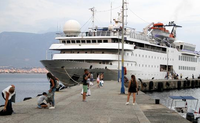 Lüks kruvaziyer 8'inci kez Alanya'da!