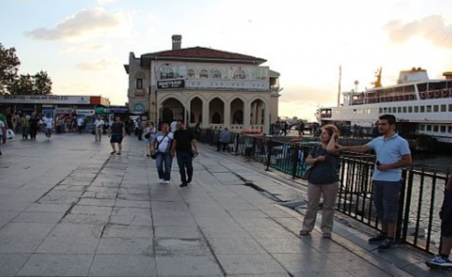 Kadıköy rıhtımının ağaçlandırılması için imza kampanyası başlatıldı!