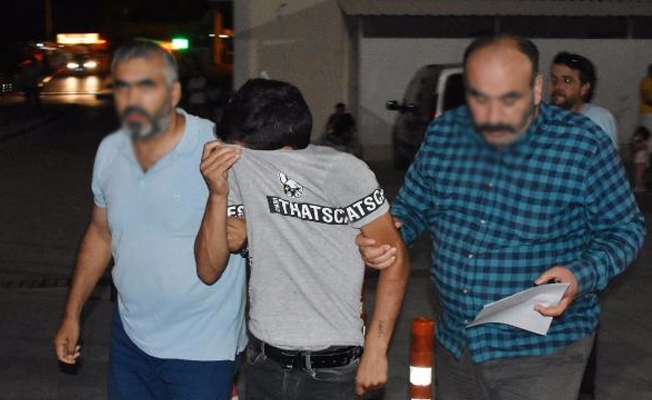 İki çocuğu bıçak zoruyla gasp ettiği iddiasıyla gözaltına alındı