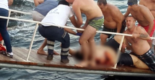 Denizde yatın pervanesinin çarptığı kişi öldü