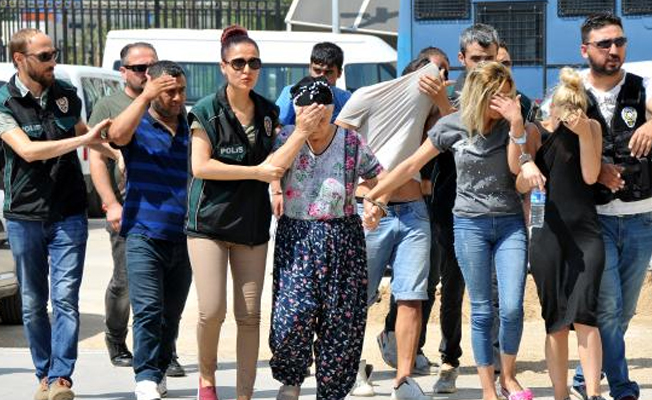 Uyuşturucu operasyonunda nine, torun gözaltına alındı!
