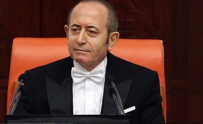 CHP’li Hamzaçebi: Belliki frak giyilmesine karşı bir alerji var