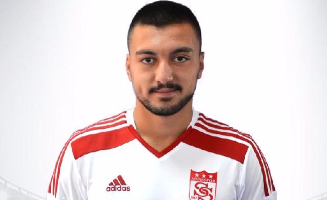 Sivasspor Kulübü Asbaşkanı Taşseten: Futbolcumuzun sağlık durumu iyiye gidiyor
