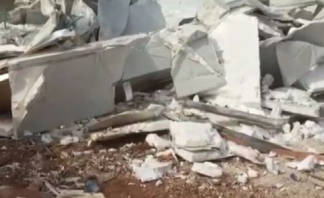 İsrail güçleri Filistinli ailenin evini yıktı