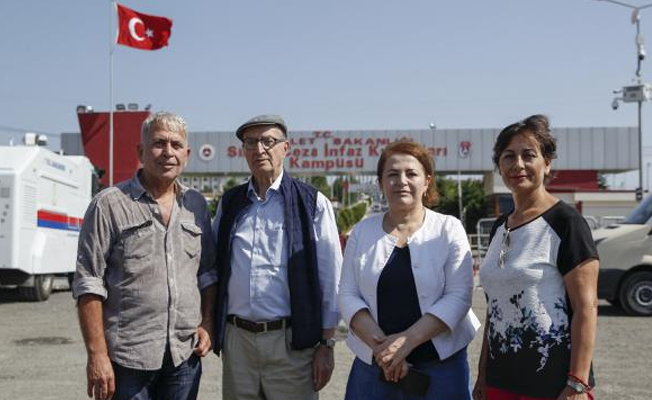 TGC Cumhuriyet Gazetesi Davası'nda tutuklu 4 ismi ziyaret etti
